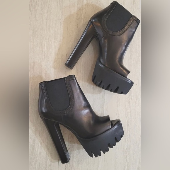 Versace platform ankle boots - Picture 3 of 5